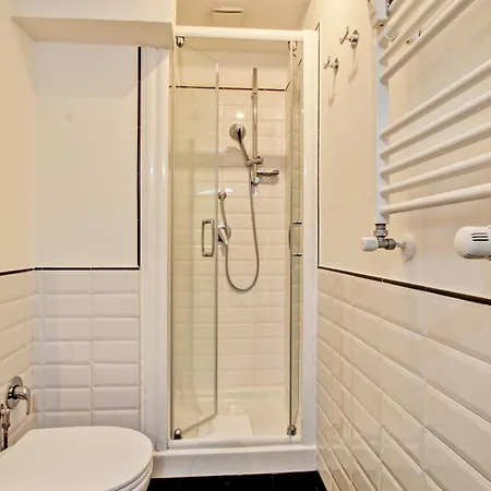 Apartment Fermata San Pietro - Con Parcheggio Rom