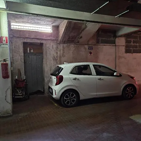 Fermata San Pietro - Con Parcheggio * ローマ