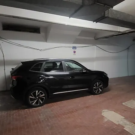 Fermata San Pietro - Con Parcheggio *